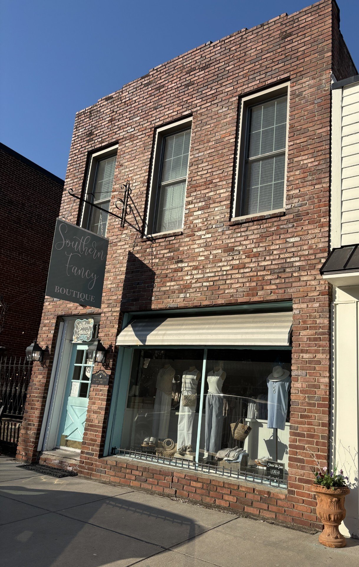 140 South Main Zionsville, Indiana