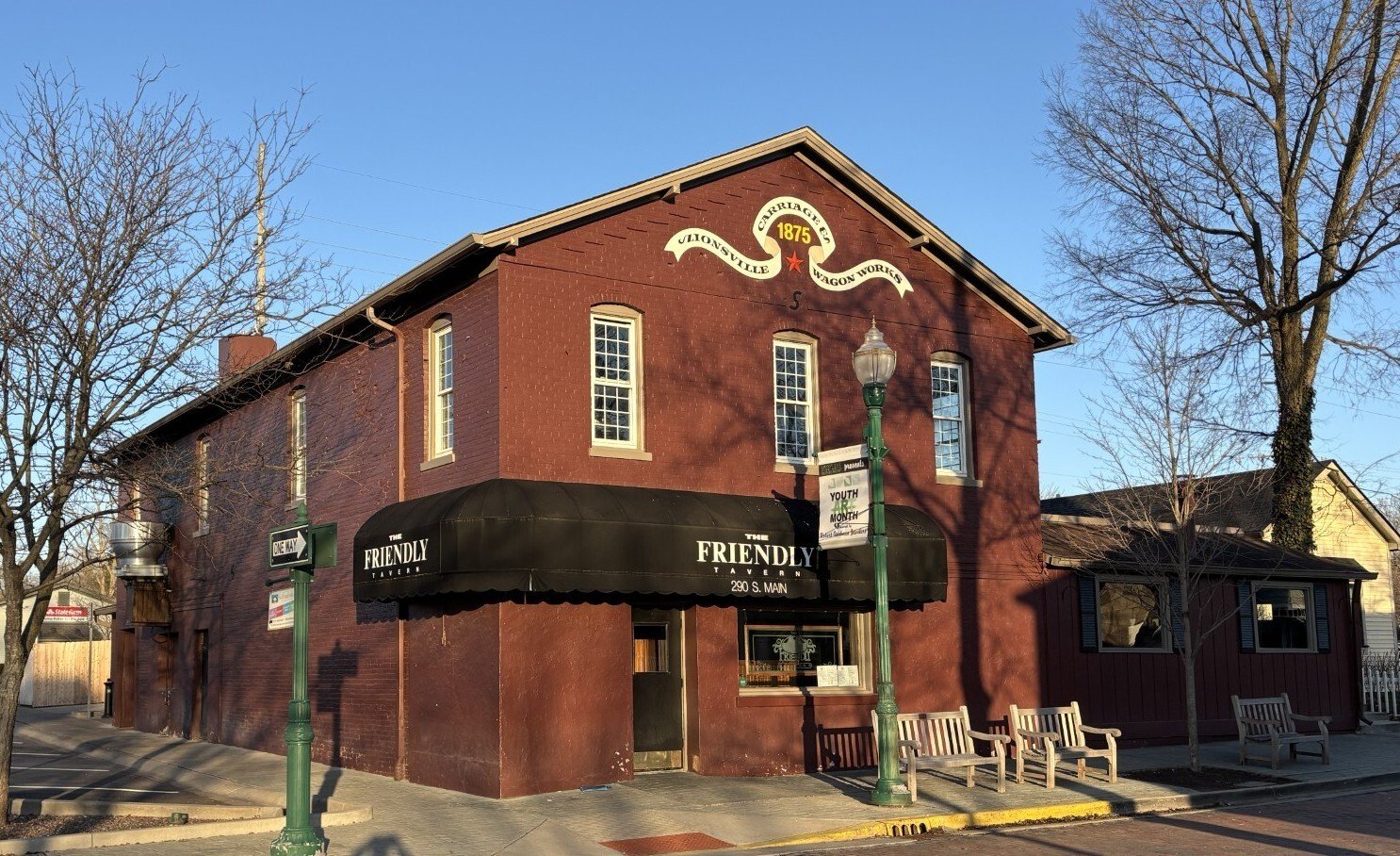 290 South Main Zionsville, Indiana