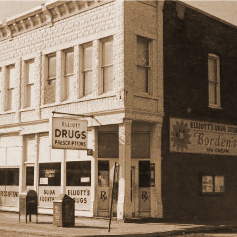 10 South Main Street, Zionsville, Indiana